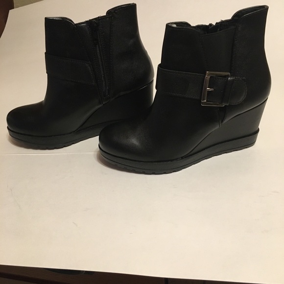Cklass Women’s Ankle Boots - Picture 15 of 15
